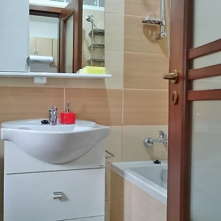 Apartment M42 Studio