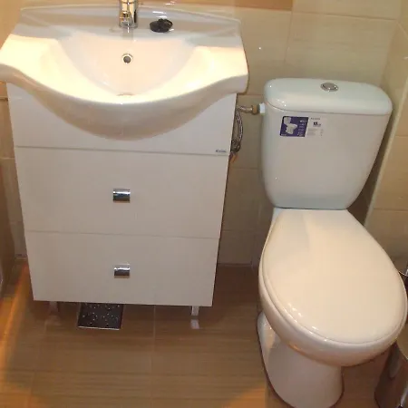 M42 Studio Apartment